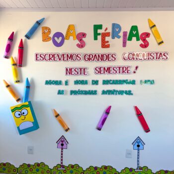 Painel Escolar - Férias - Giz de cera